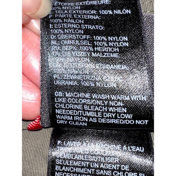 The North Face mens size 34 shorts olive green performance hiking, camping - Picture 7 of 7